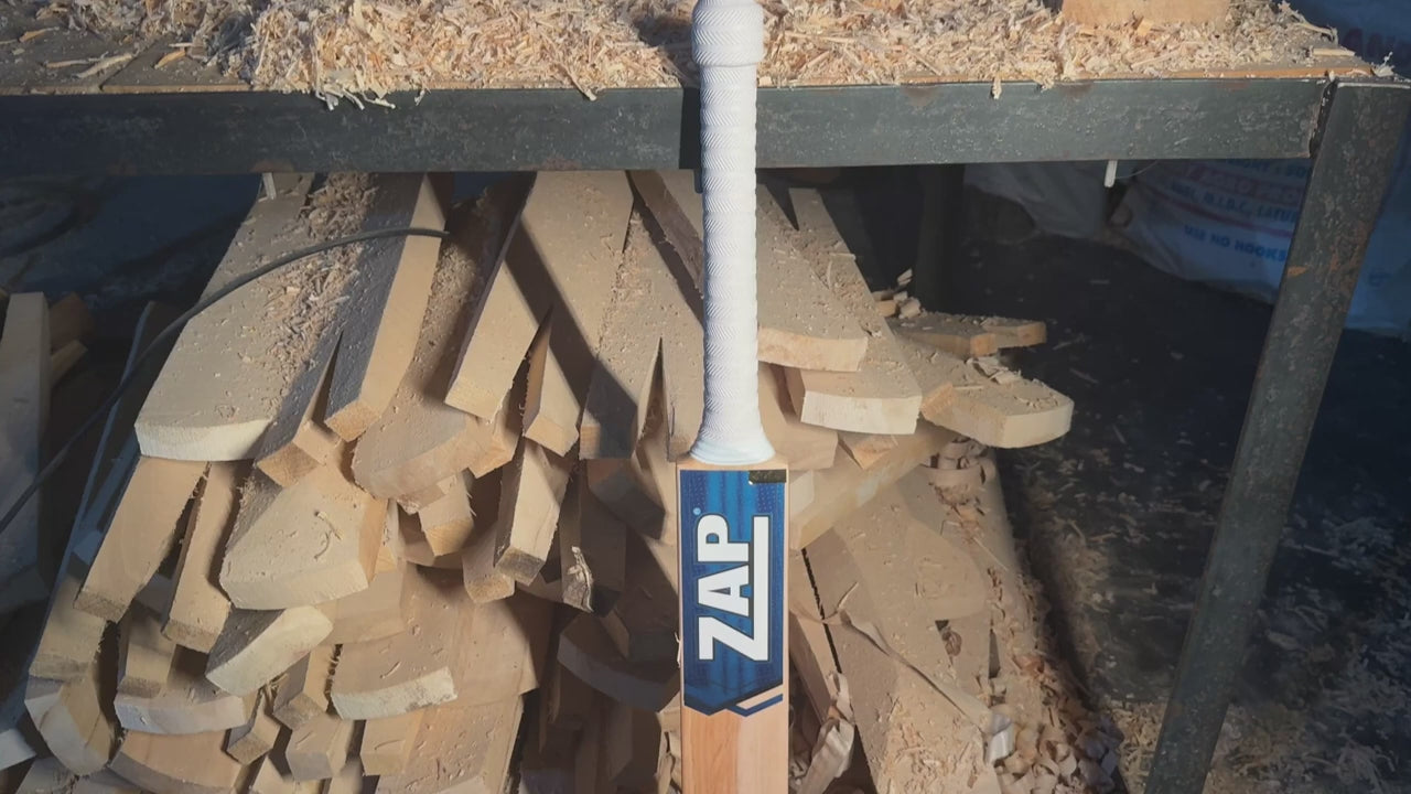 Load video: Crafted from premium-grade Kashmir Willow