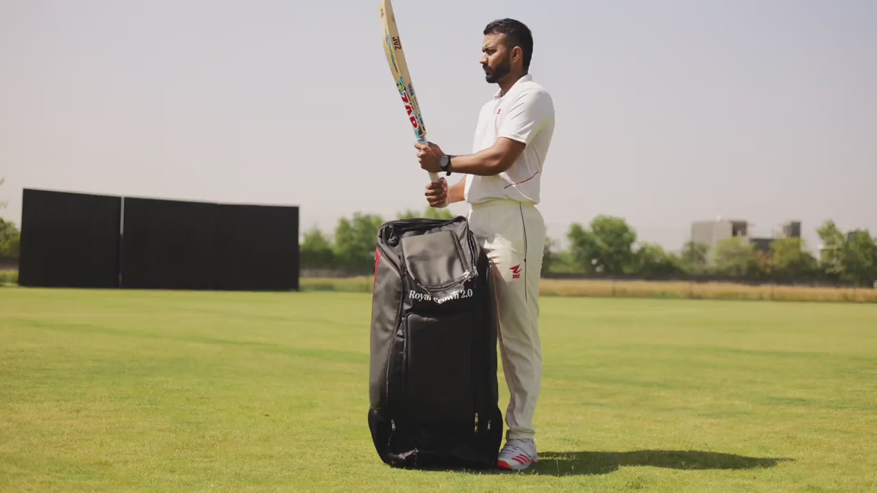 Load video: Crafted from premium-grade Kashmir Willow