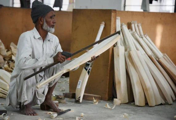Why are Custom Cricket Bats a Game-changer in Modern Cricket?