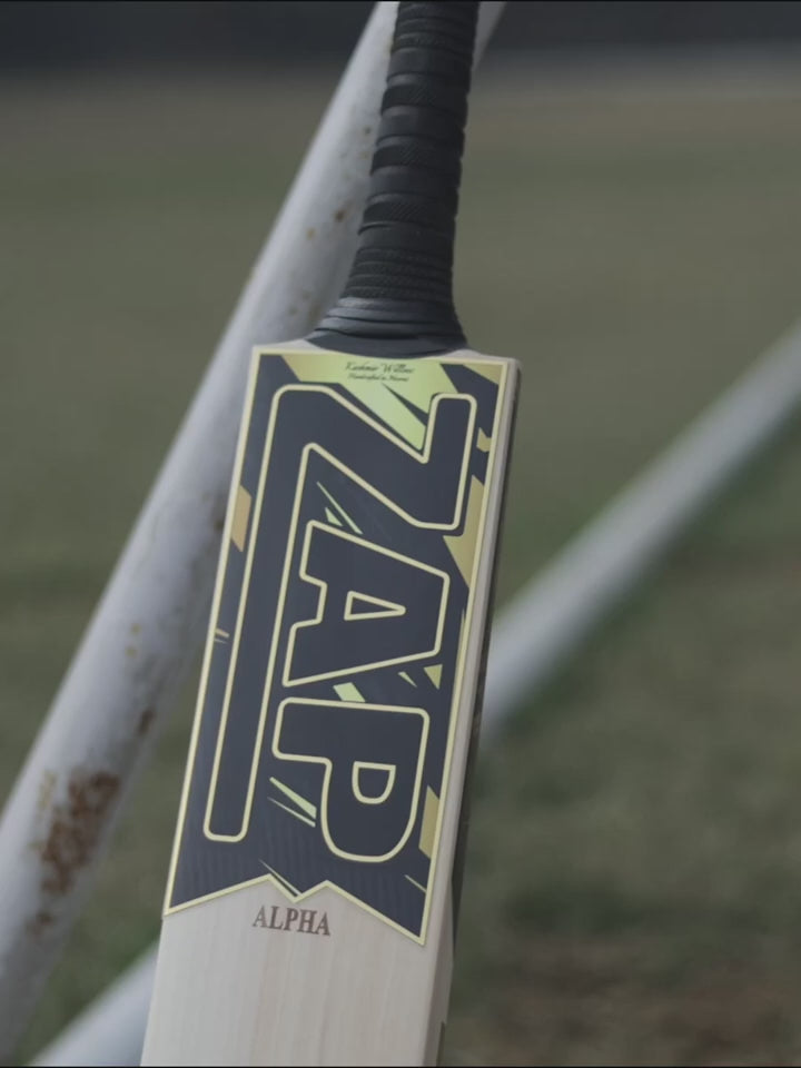 Load video: Crafted from premium-grade Kashmir Willow