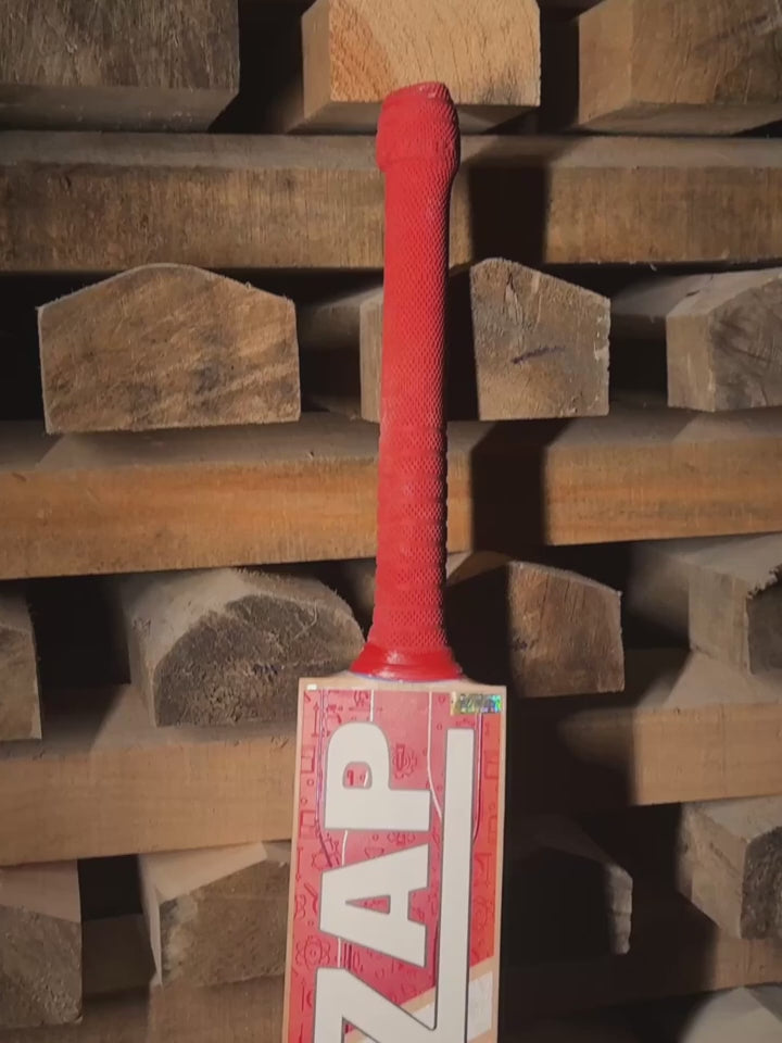 Load video: Crafted from premium-grade Kashmir Willow