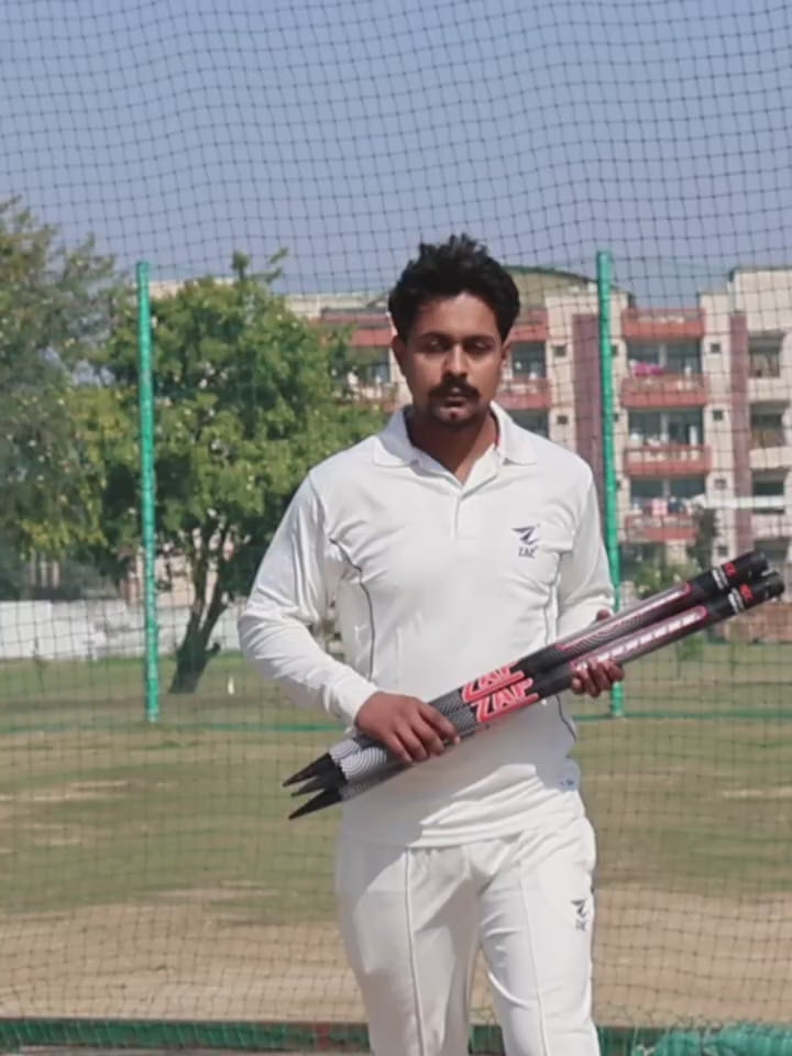 Load video: Crafted from premium-grade Kashmir Willow